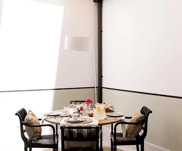 Pasaje Zamora * 세비야